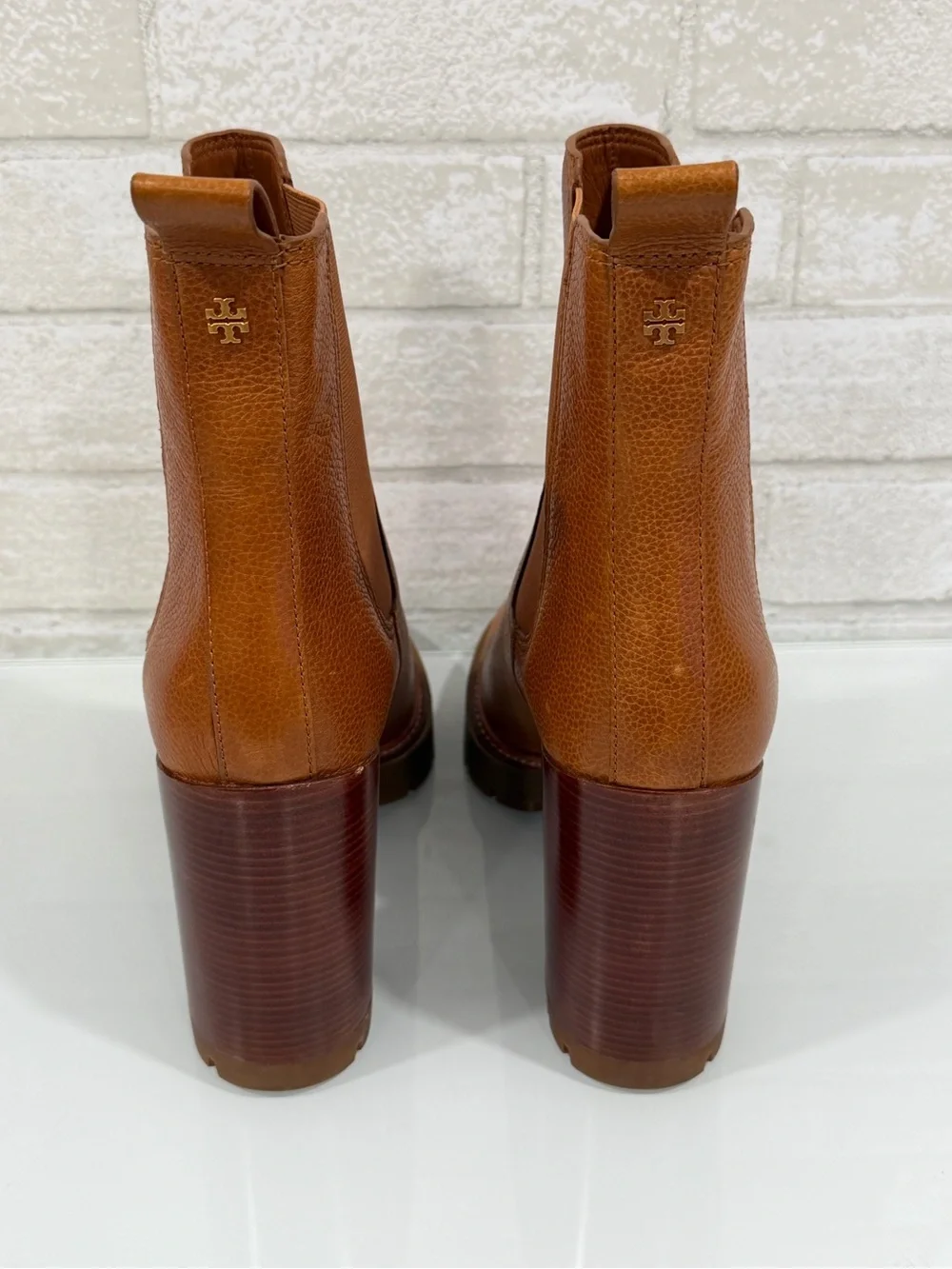 TORY BURCH CARSON LUG SOLE ANKLE BOOT - Toasted Caramel - Sz - 11 .US